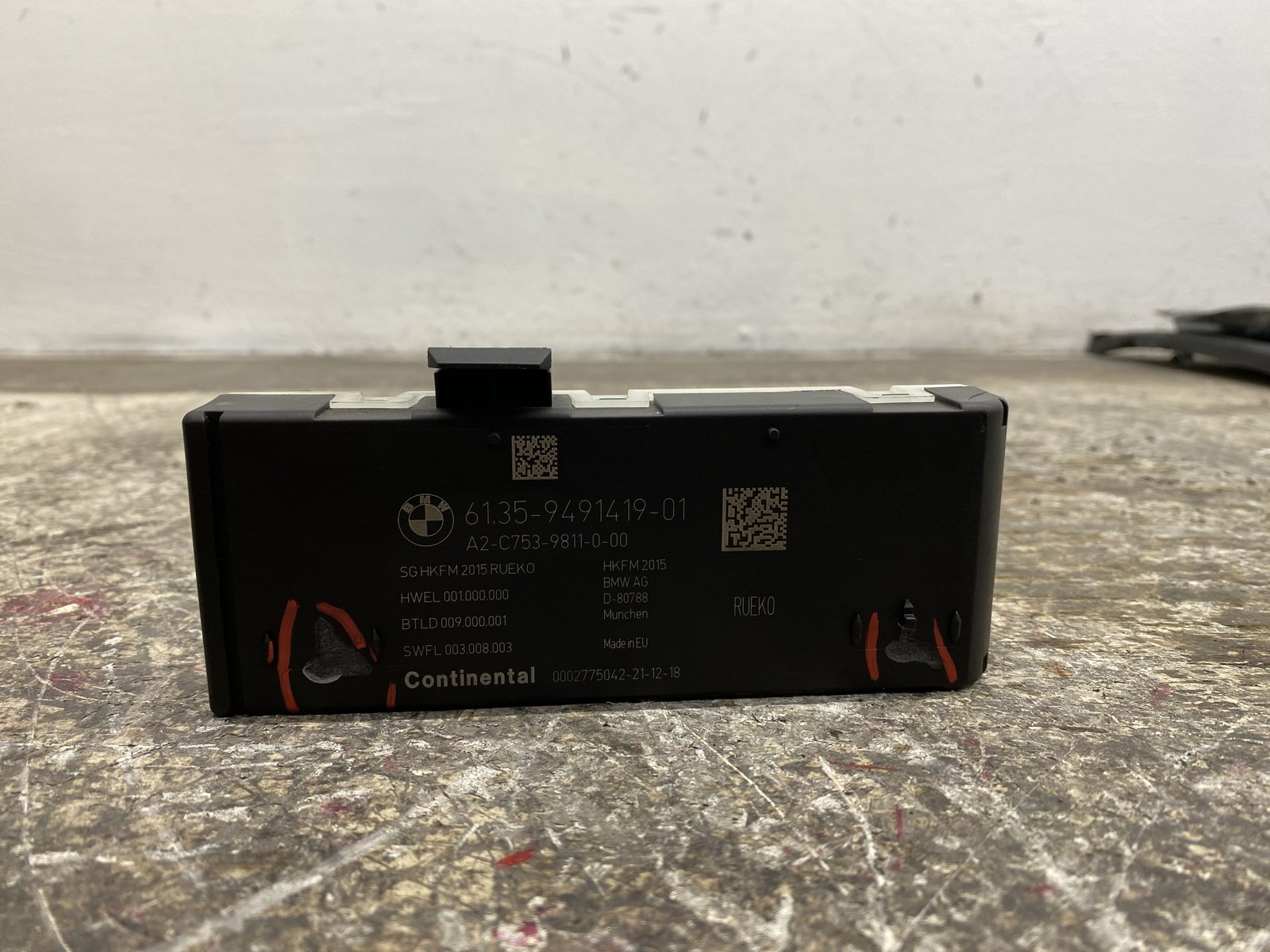 2015-2019 BMW X6M F86 OEM TRUNK LID HATCH LIFT CONTROL MODULE UNIT 61359491419