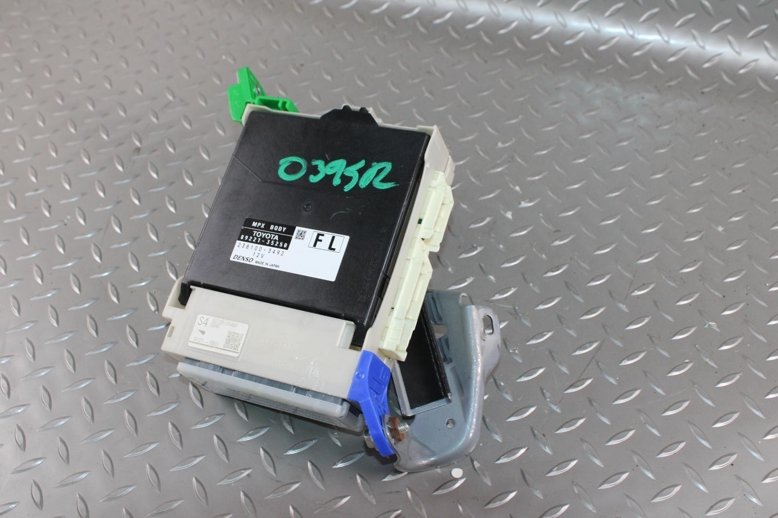 20-21 4 Runner Electronic Multiplex Network Control Module Computer OEM Factory