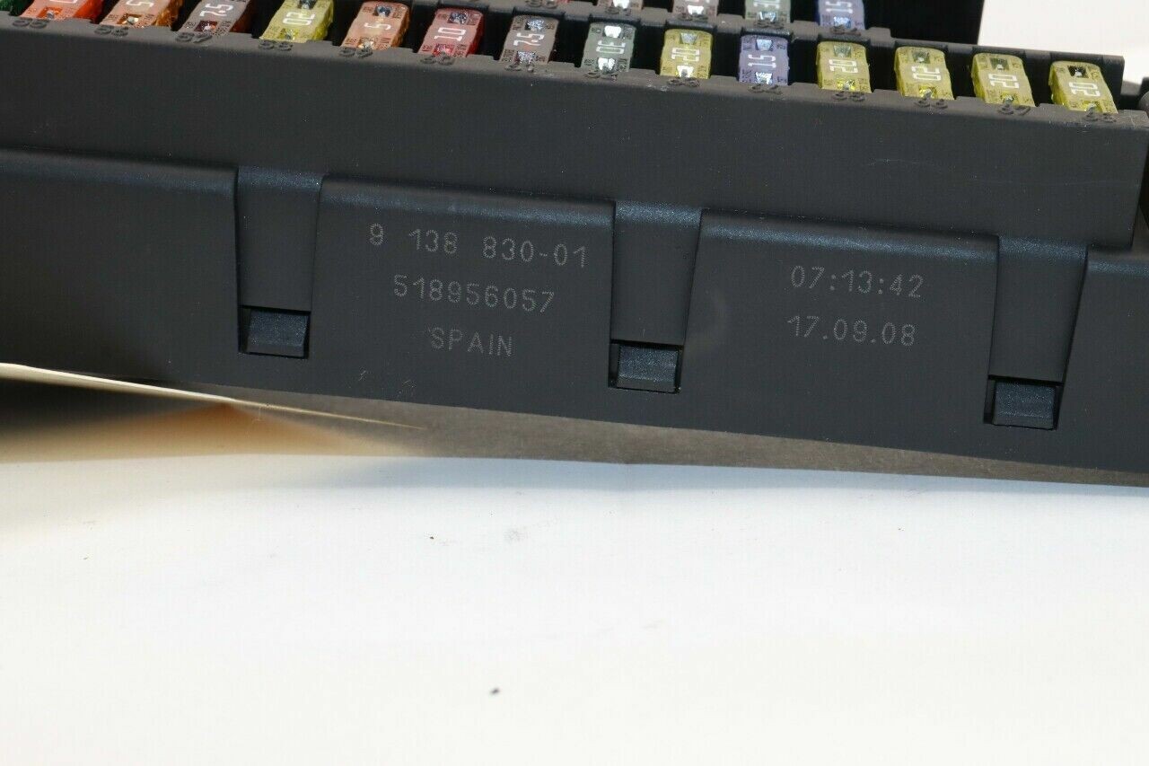 BMW 525i 528i 530i 535i M5 M6 Rear Fuse Relay Junction Box 61149138830 OEM