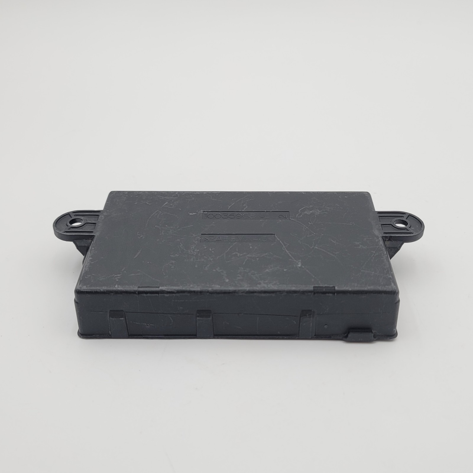 2007 – 2013 Mercedes W221 S400 S550 Rear Side Door Control Unit A2219001101
