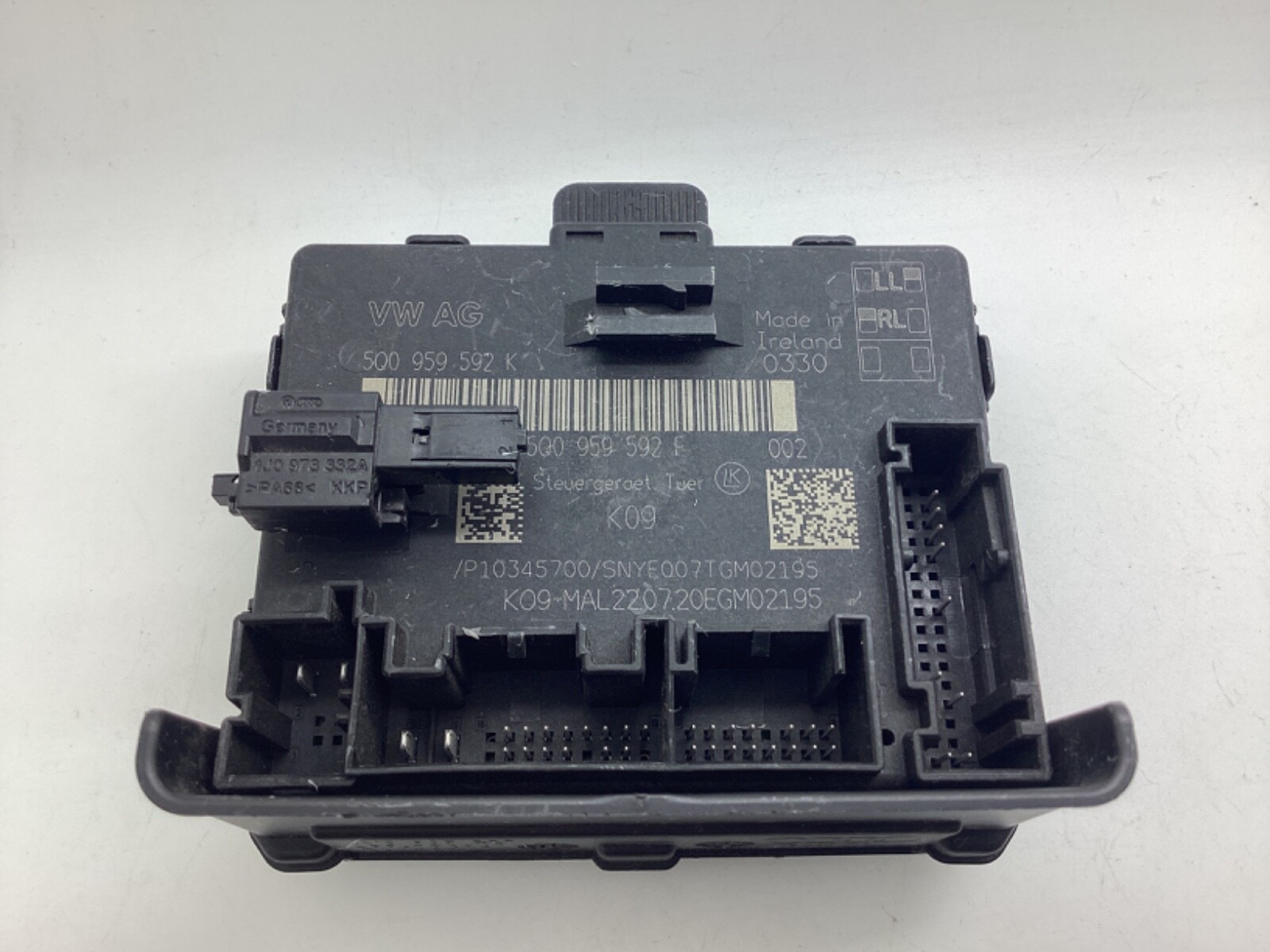 Audi Q2 VW Golf Front Left Passenger Door Control Module ECU 5Q0959592K Genuine