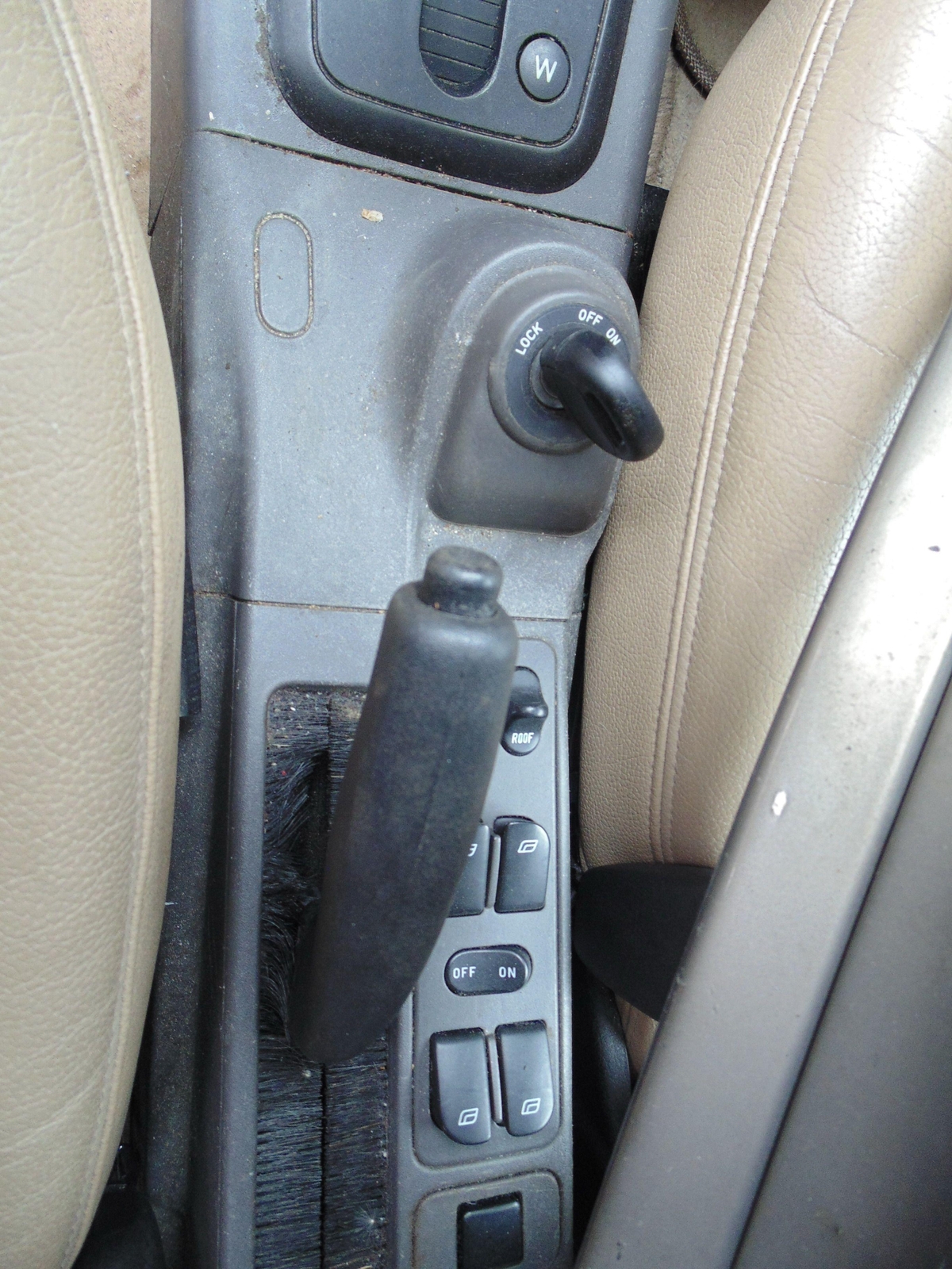 02 SAAB 9-3 Chassis Brain Box