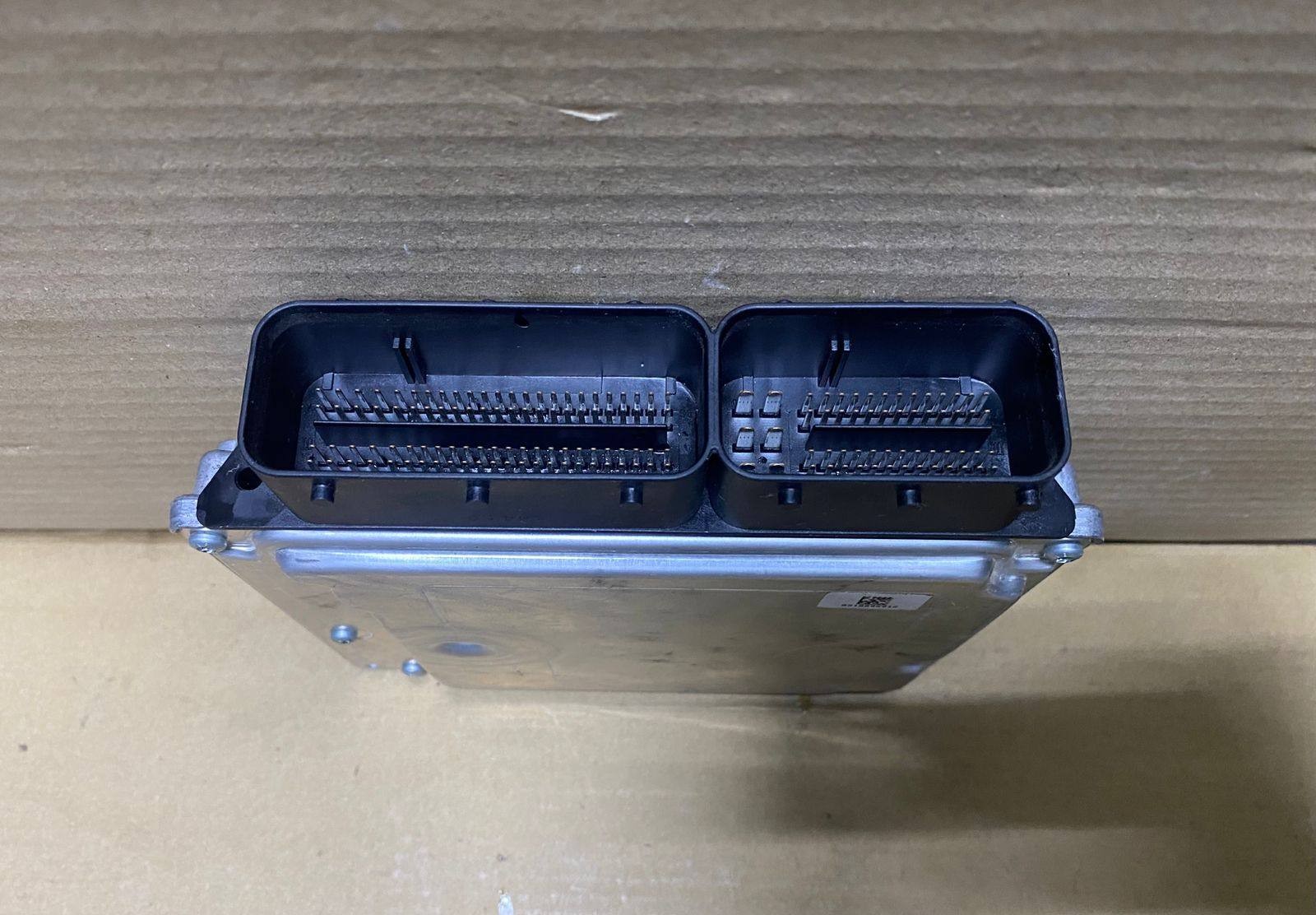 2005-2008 E90 E60 330d BMW X3 Engine Control Module 7801712