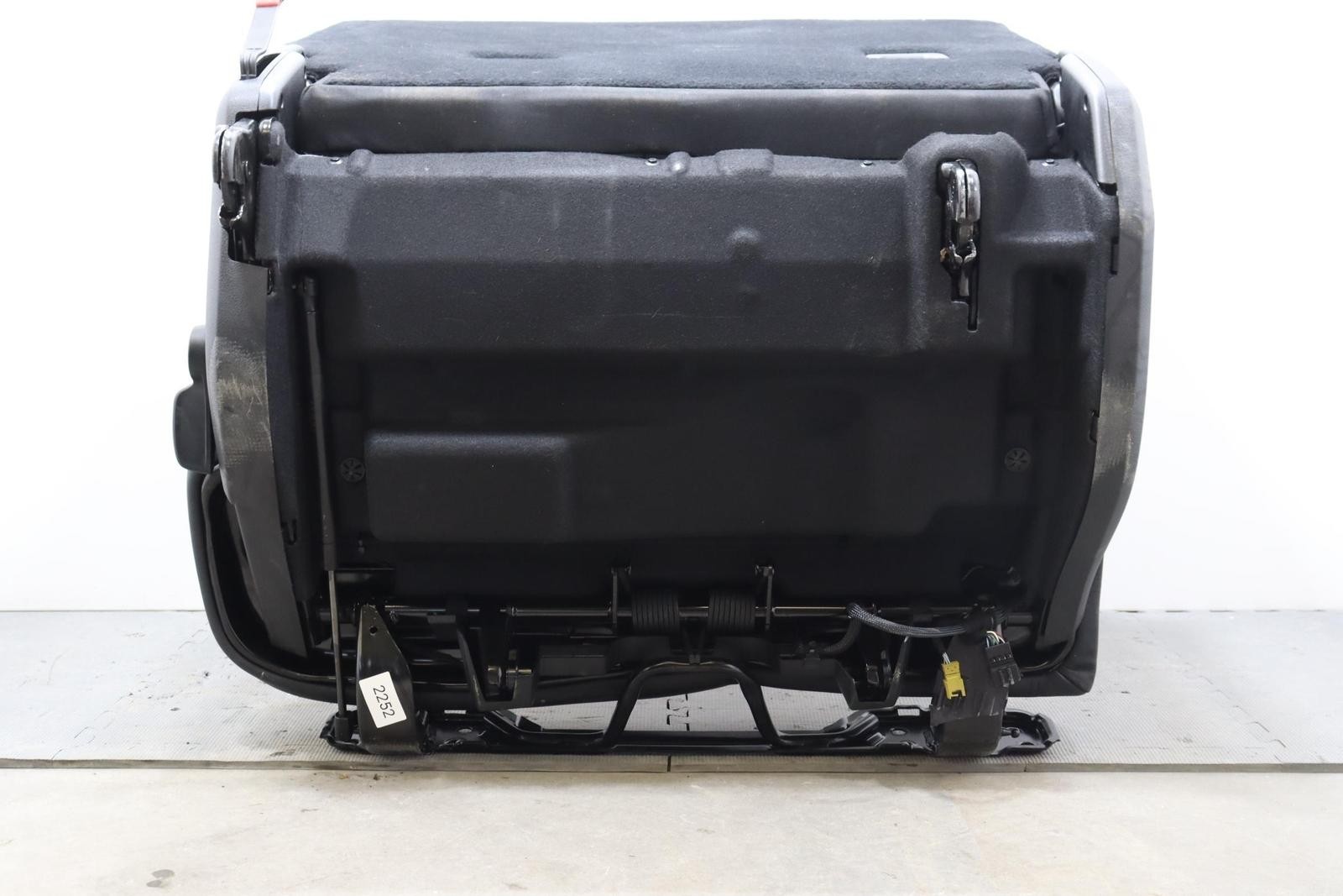 Used Seat Rear fits: 2017 Mercedes-benz Mercedes gls-class Grade A