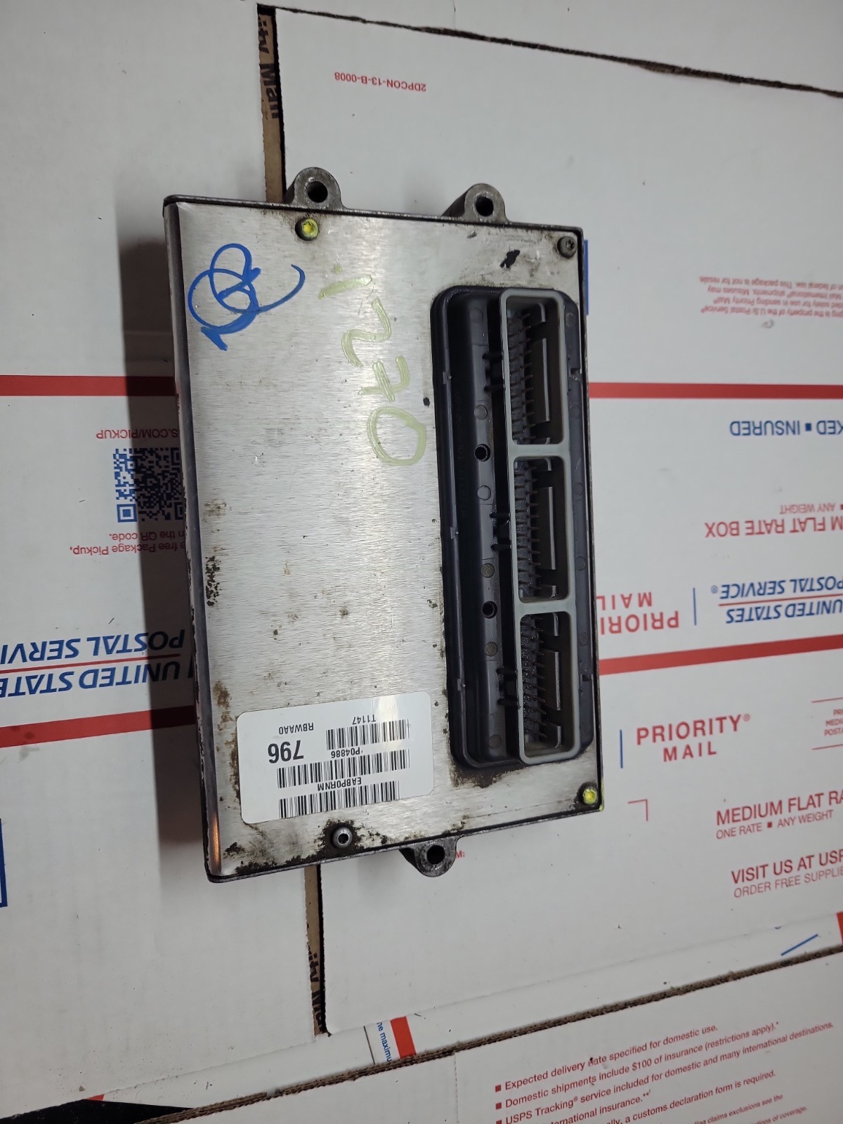 1996 DODGE RAM V10 8.0 ECM ECU COMPUTER PCM p04886796