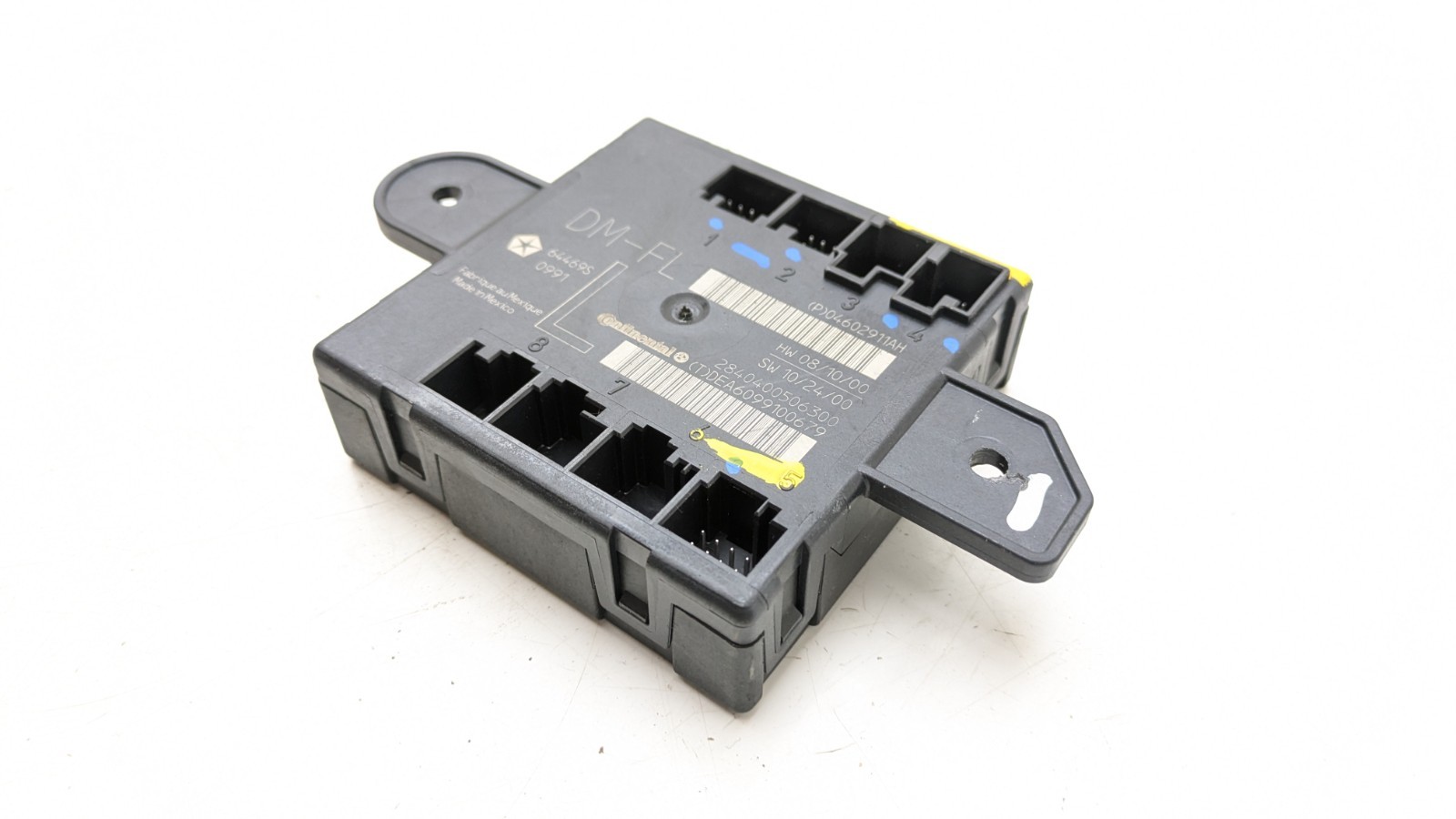 JEEP GRAND CHEROKEE MK4 WK2 DOOR CONTROL MODULE ECU FRONT LEFT SIDE 2011