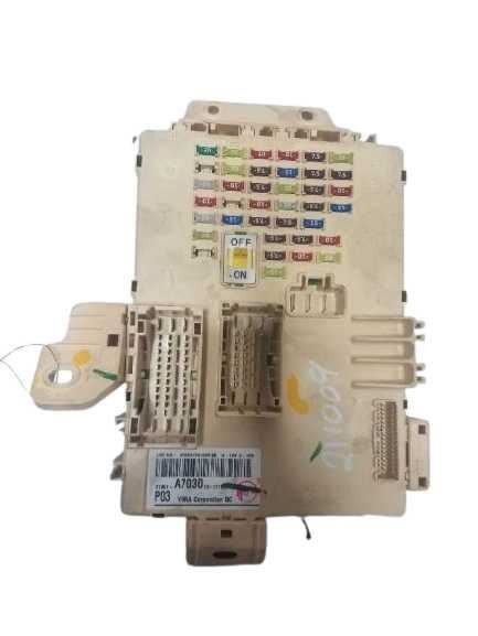 2017-2018 Kia Forte Body Control Module BCM Right Hand Dash Sedan OEM 354593