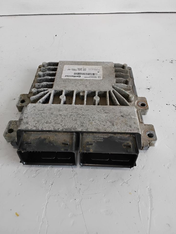 Engine ECM Electronic Control Module 3.7L Fits 17-20 LINCOLN CONTINENTAL 3564587