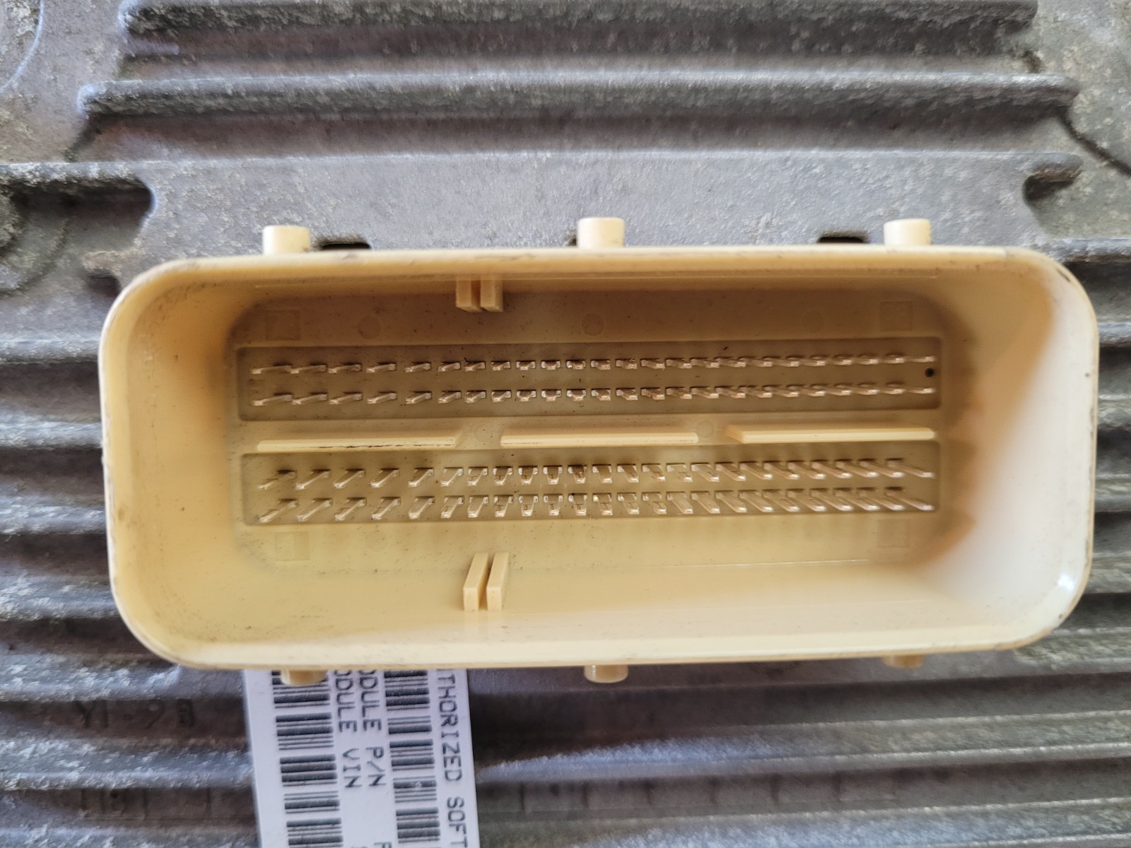 2018-2019 Jeep Grand Cherokee 3.6L Engine Control Module PCM ECM P68330924AA *J
