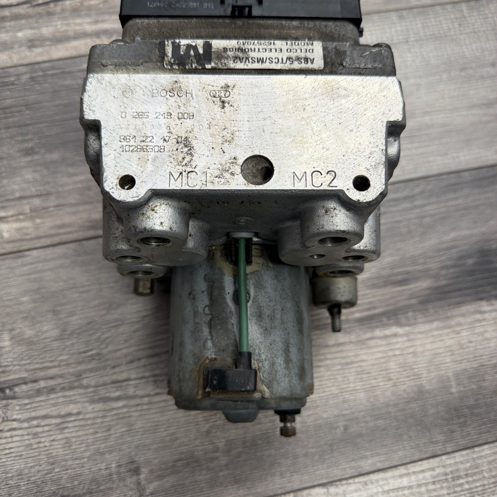 1998 Chevrolet Corvette Electronic Brake Control Module OEM model 16257049