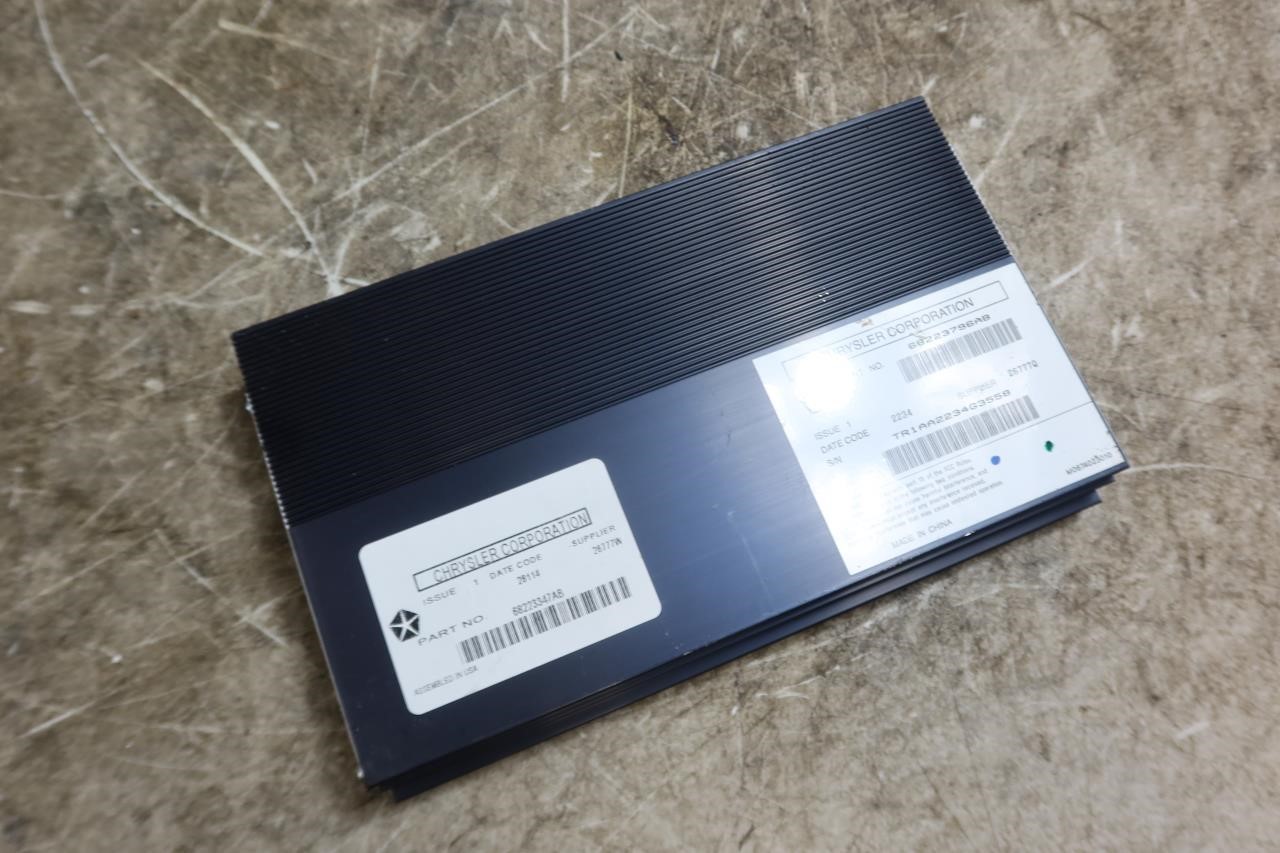 2015-2018 Jeep Wrangler JK OEM Factory Premium Amplifier 68223347