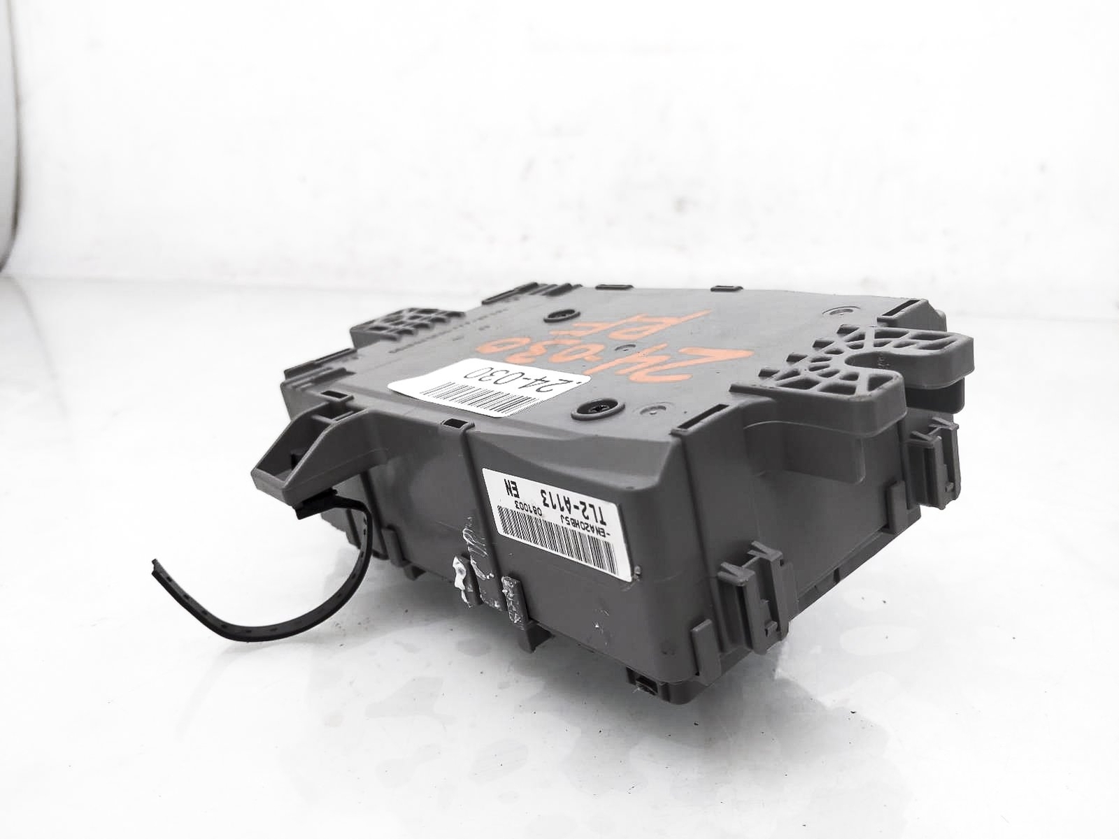 2009-2010 Acura Tsx Cabin Room Inside Fuse Box 38210-Tl2-A11