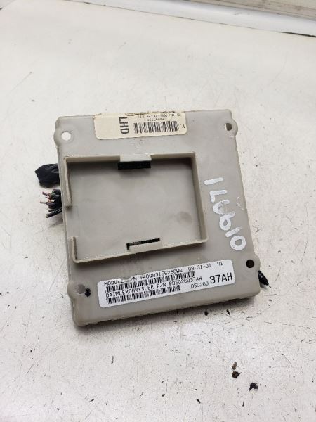 2006-2007 Jeep Liberty Body Control Module BCM Right Hand Dash OEM 446625