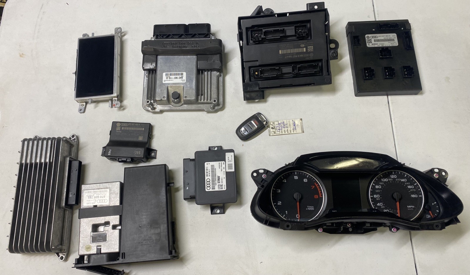 Audi A4 B8 2009 ECU Engine Computer Remote Key Instrument Cluster BCM BCM2