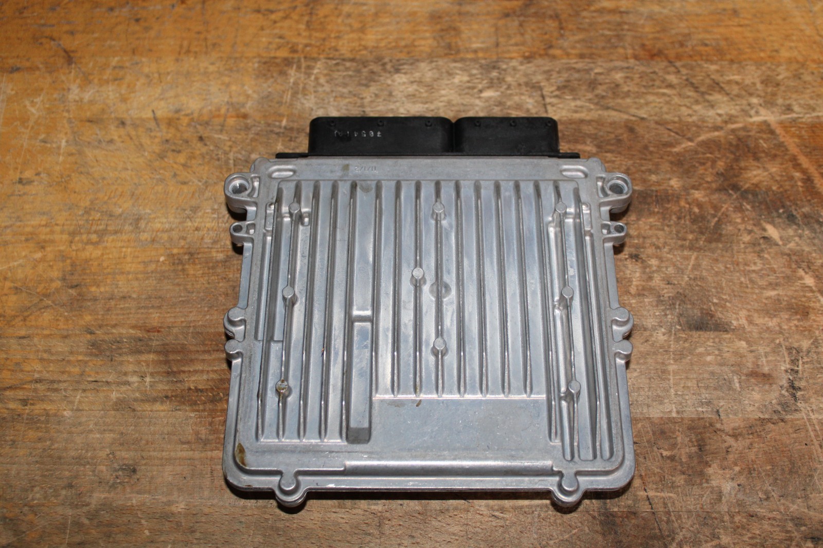 2014 Mercedes GLK250 Class Engine Control Module Computer ECU 6519002501 13 2015