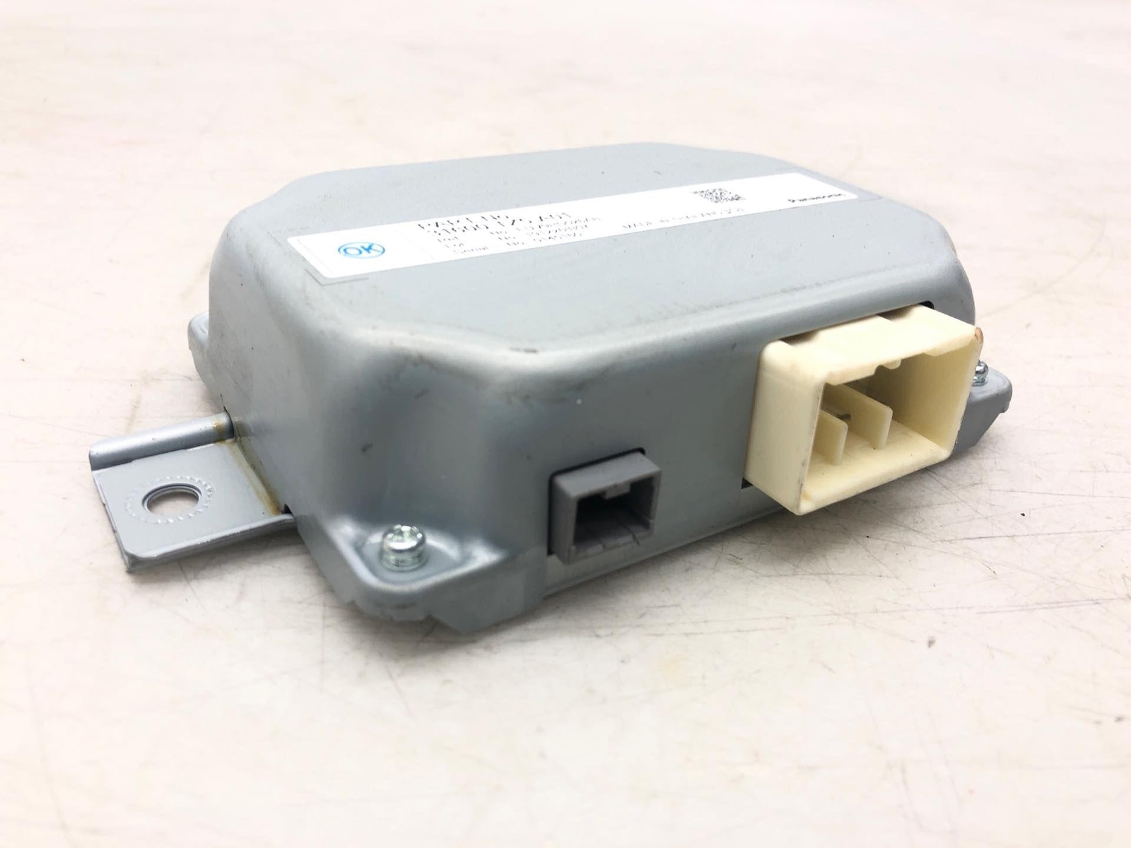 2016-2020 ACURA MDX OEM POWER SUPPLY VOLTAGE CONTROL MODULE *25K* 31600TZ5A01