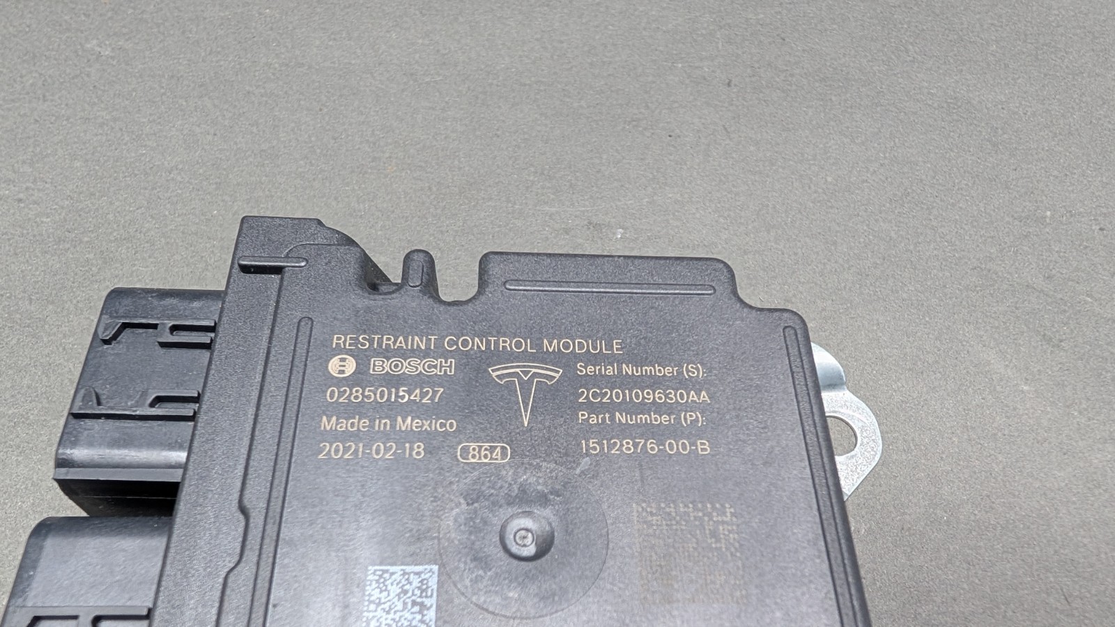 Tesla Model 3 2021-2023 Control Unit Module 1512876-00-B OEM