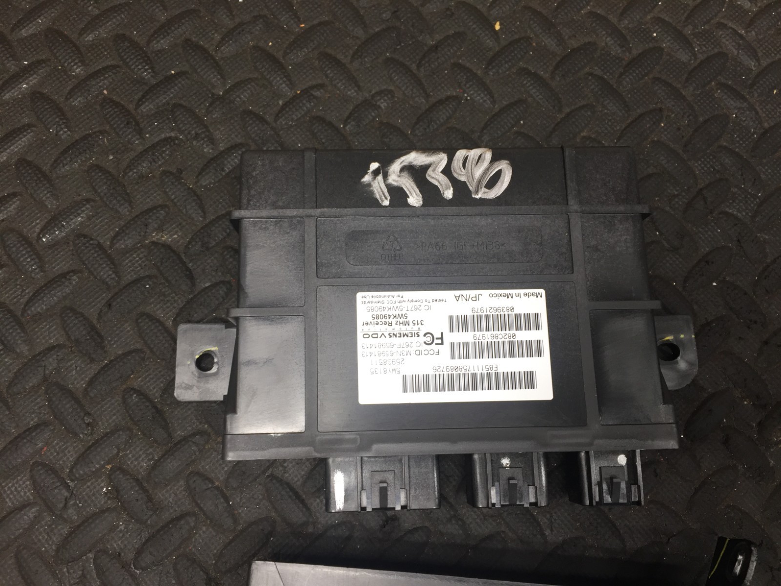 05-13 CHEVROLET CORVETTE C6 XLR ANTI SHEFT LOCKING DOOR CONTROL MODULE OEM #7