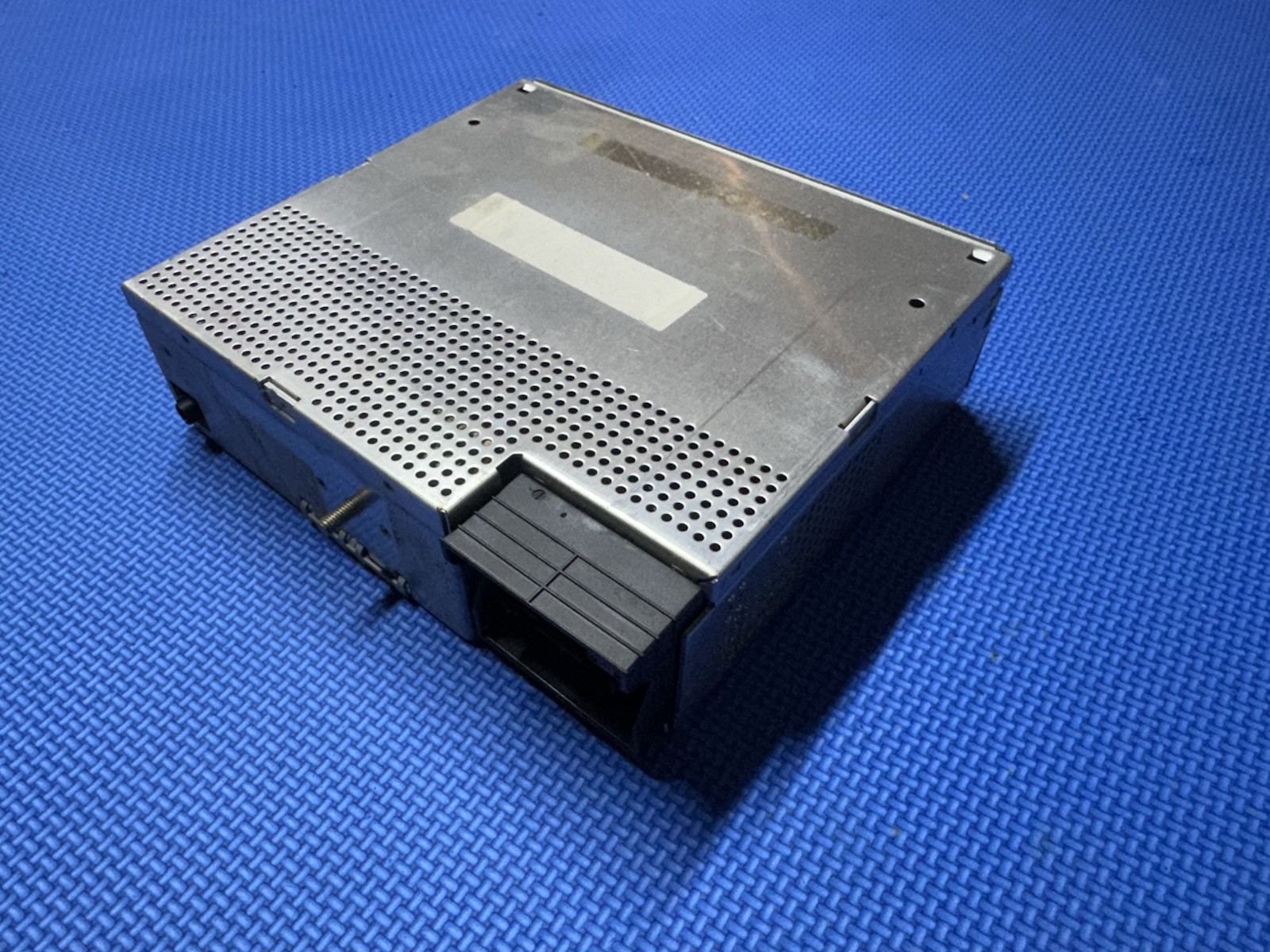 BM54 Becker Amplifier unit – Fits Range Rover L322 Vogue And Various BMW Models