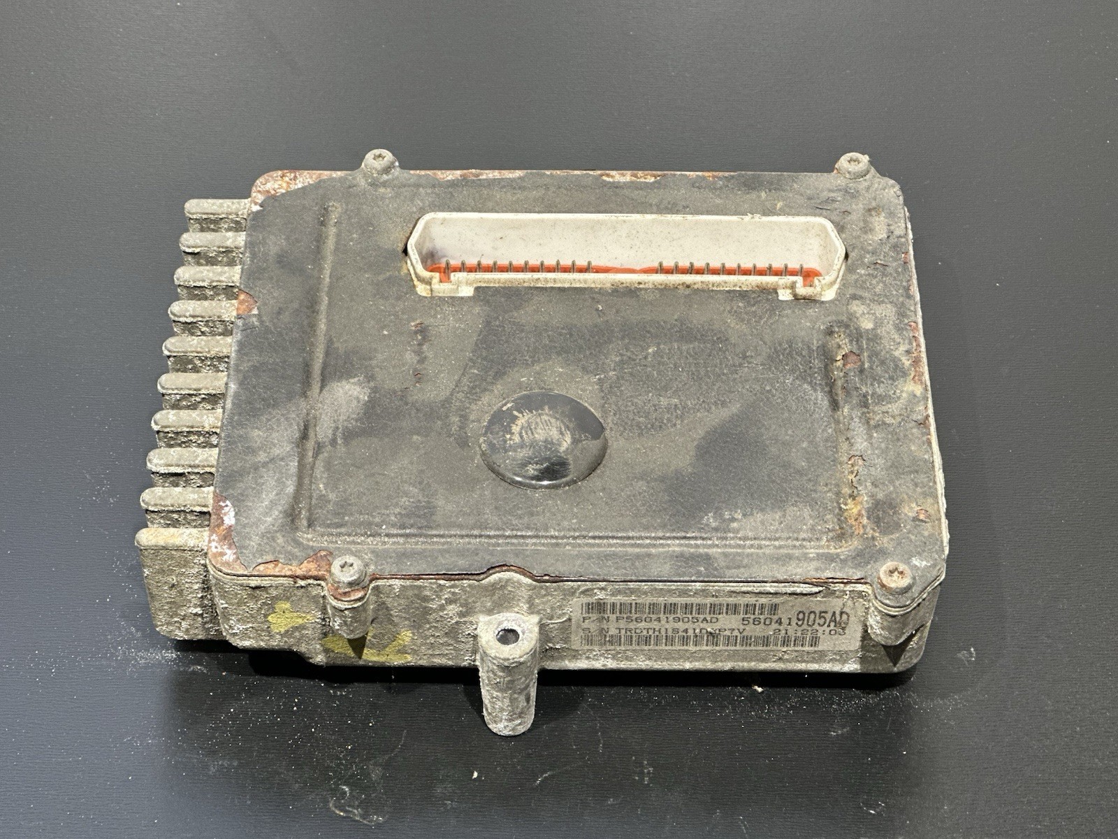 02 JEEP GRAND CHEROKEE Transmission Control Unit TCU TCM OEM P56041905AD