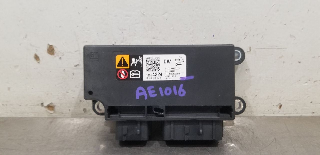 18 GMC YUKON XL SRS CONTROL MODULE 13584587