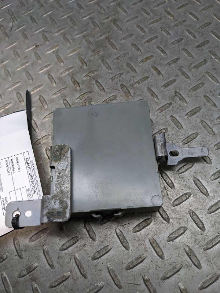 Chassis ECM Transfer Case Right Hand Kick Panel Fits 03-09 4 RUNNER 1145650
