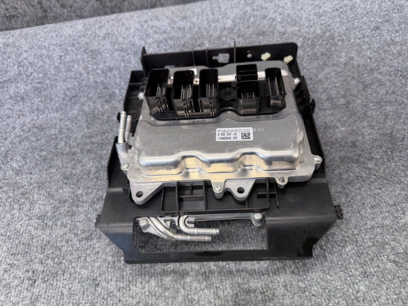 Ecm Ecu Engine Control Module Dme W/Key Assembly BMW F15 X5 F16 X6 oem