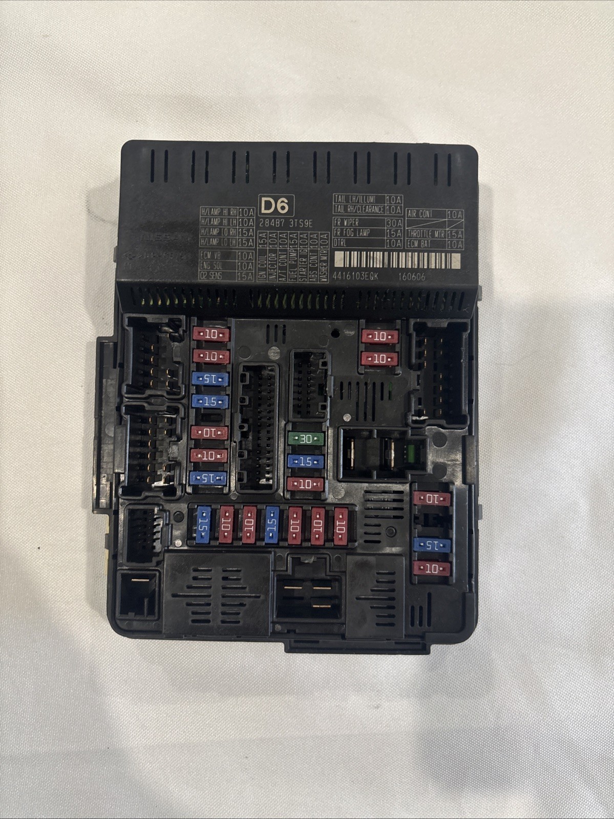 2016 – 2020 Nissan Altima Fuse Box Engine OEM 284B73TS9E D6
