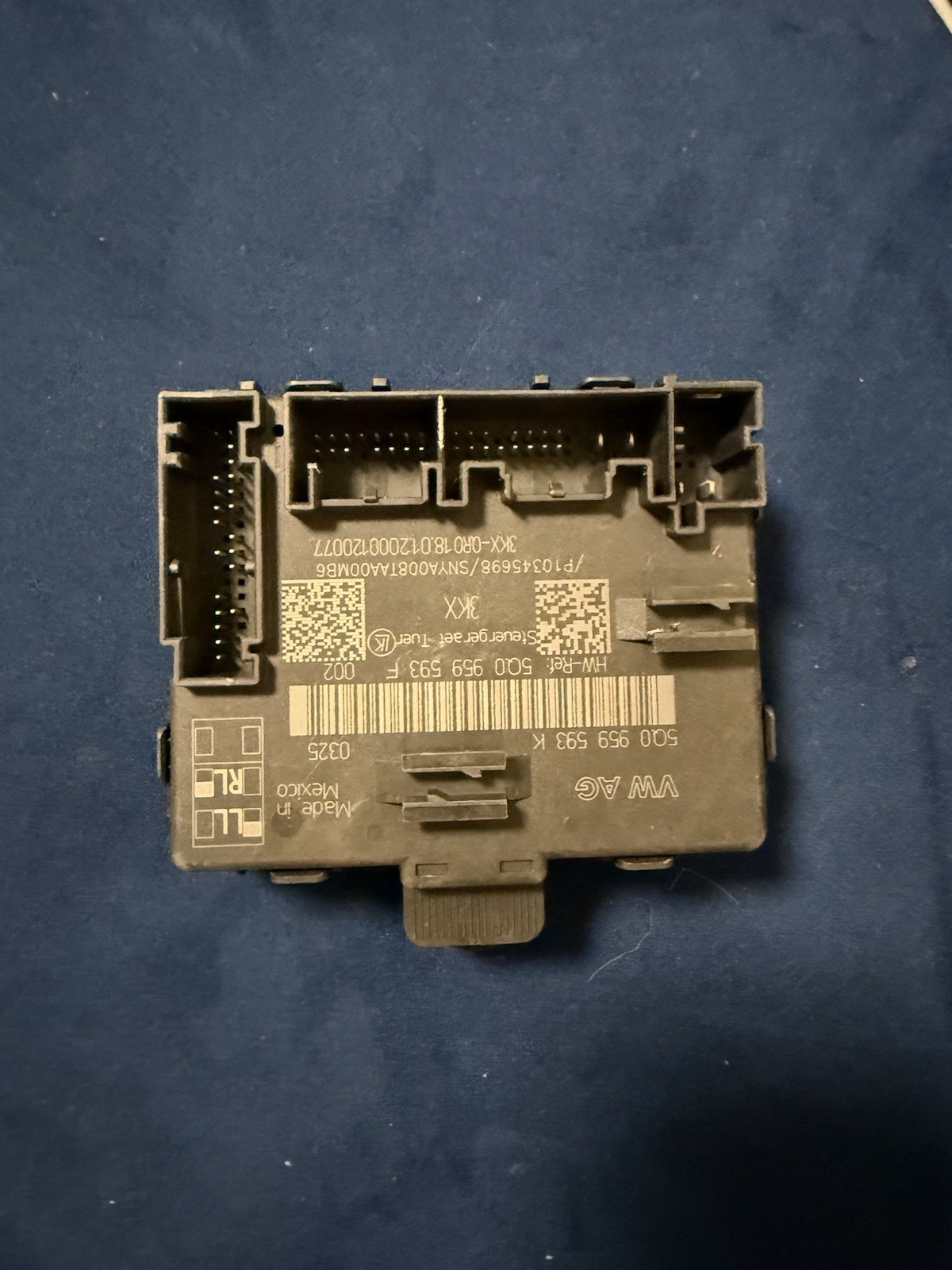 2020-2023 Volkswagen Atlas Front Driver Door Control Module OEM 5Q0 959 593K