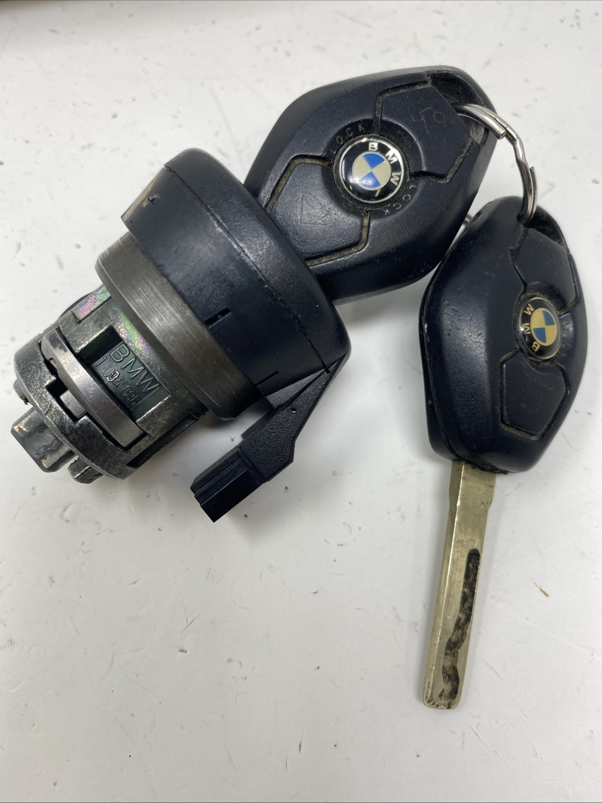 BMW E46 M52 M/T ENGINE COMPUTER DME EWS KEY SET 99-00 7500255
