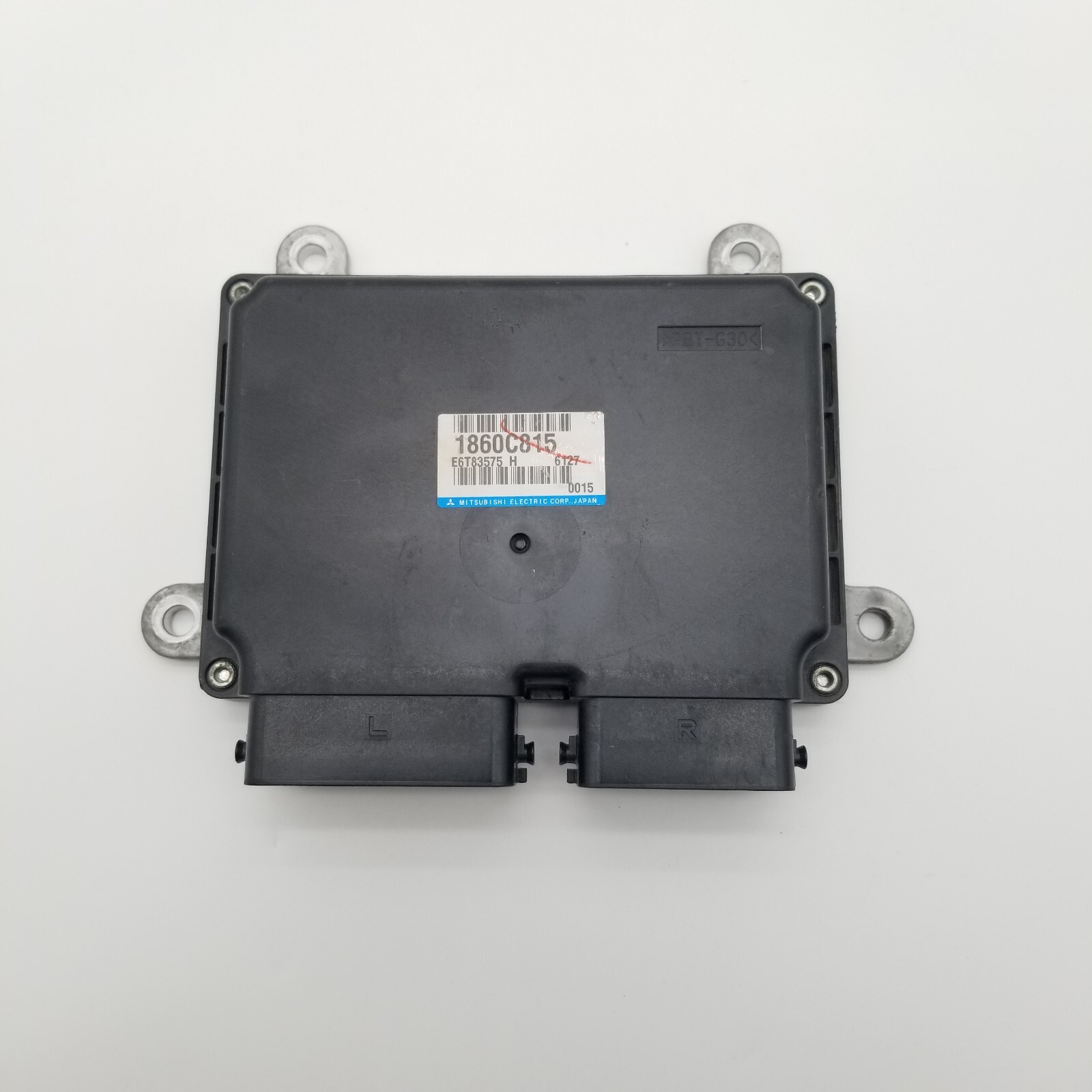 2016 2017 Mitsubishi Outlander Engine Computer Control Module ECM ECU 1860C815