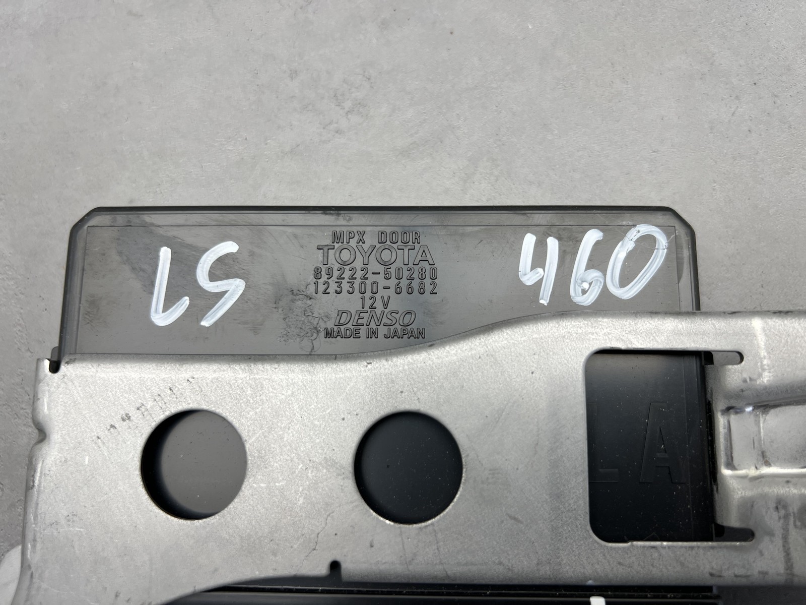 07-2009 LEXUS LS460 LS600h Door Multiplex Control Module Front Left 89222-50280