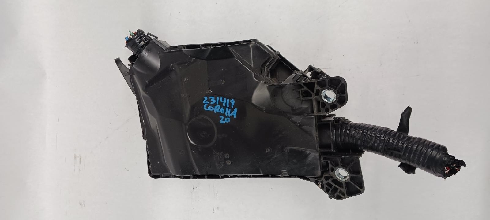 ’20-’22 TOYOTA COROLLA Engine Fuse Box Sedan 2.0L OEM 1 Year Wnty!