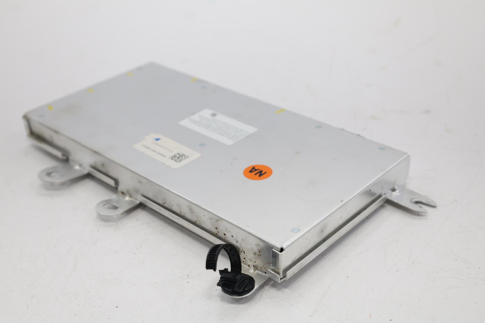 2016 – 2020 TESLA MODEL X BCM CENTRAL BODY CONTROL MODULE UNIT OEM 104545199H