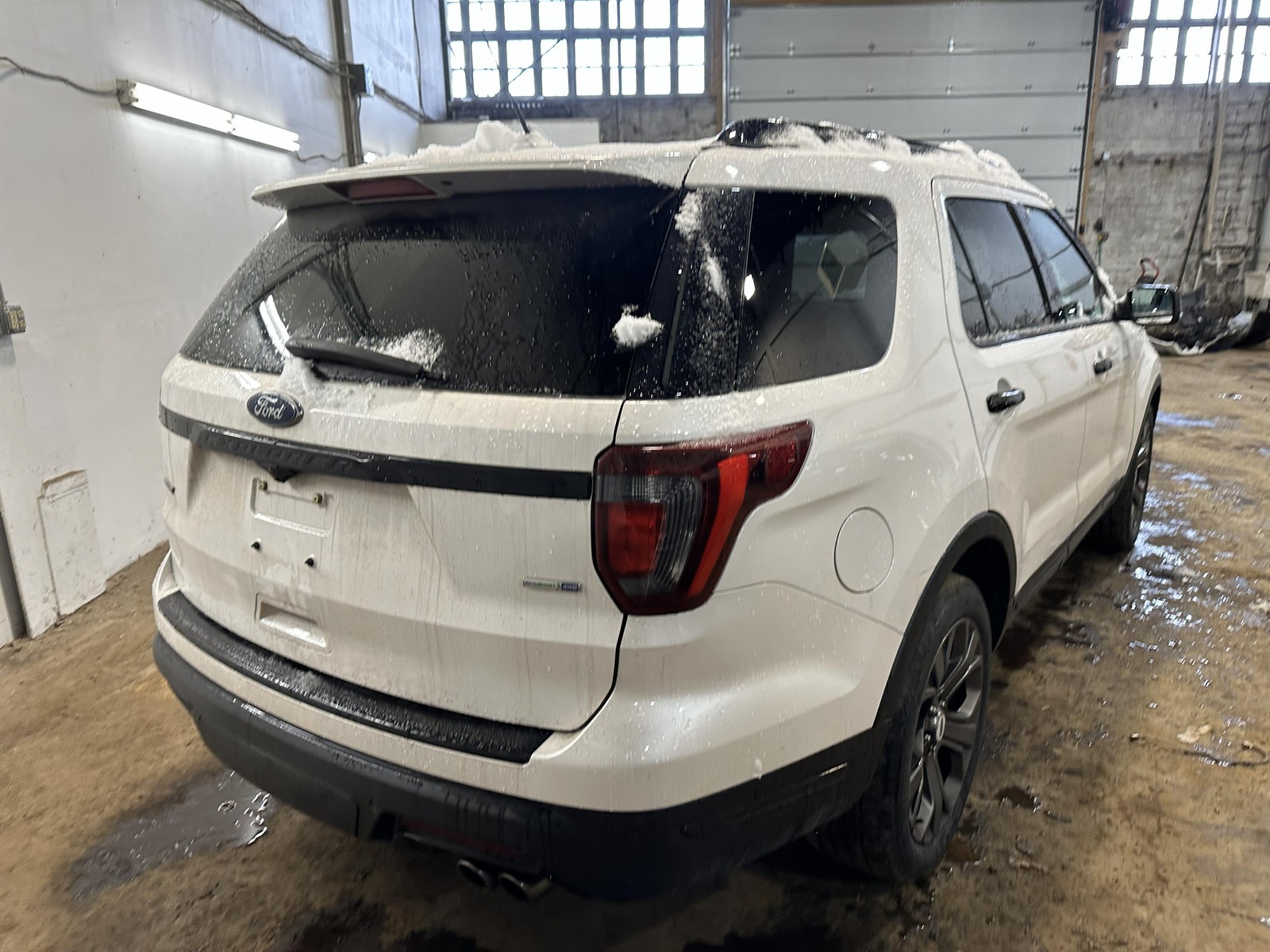 Used Engine Control Module (ECM) fits: 2018 Ford Explorer Electronic Control Mod