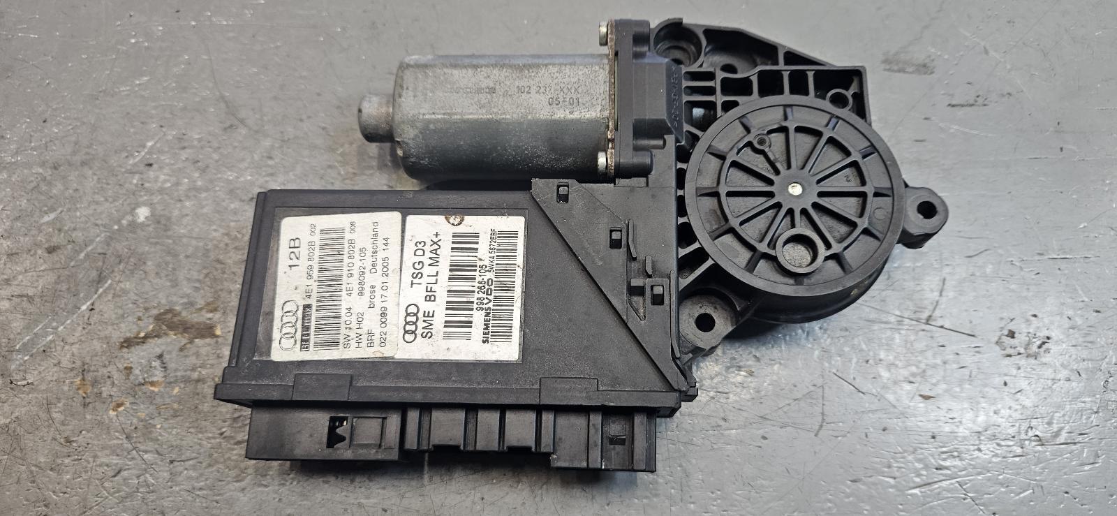 AUDI A8 RF Door Window Motor 4E1 959 802 B