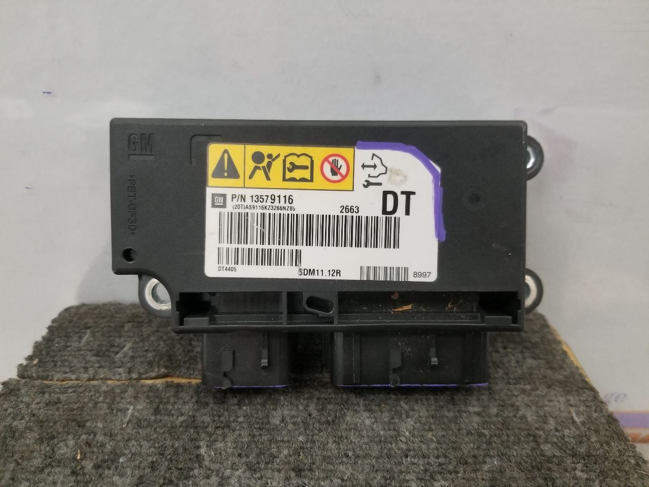 14 CHEVROLET SUBURBAN 1500 LTZ 5.3L SRS CONTROL MOD 13579116 OEM