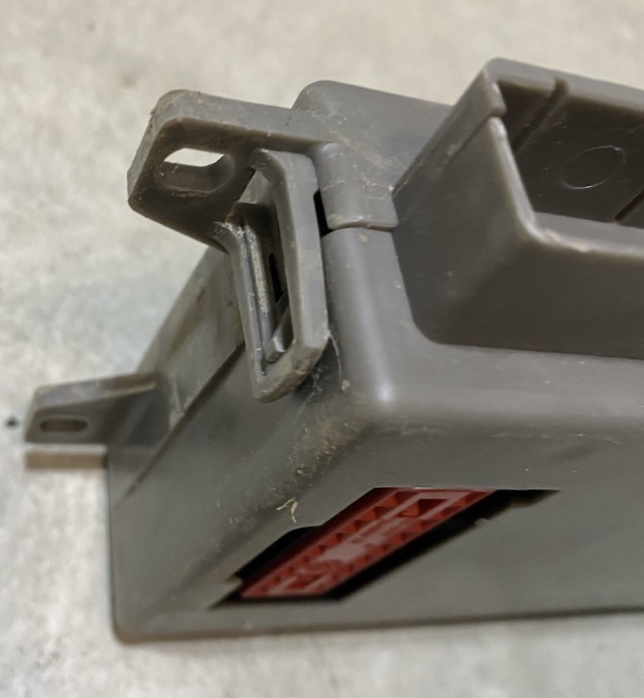 01 FORD F350 F-350 F-450 SUPER DUTY INTERIOR FUSE BOX GEM MODULE 1C3T-14B205-FA