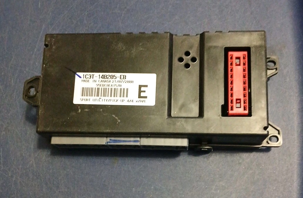 1C3T-14B205-EB 2001 FORD EXCURSION F250 F350 SUPERDUTY GEM 4X4 TCCM BCM MODULE