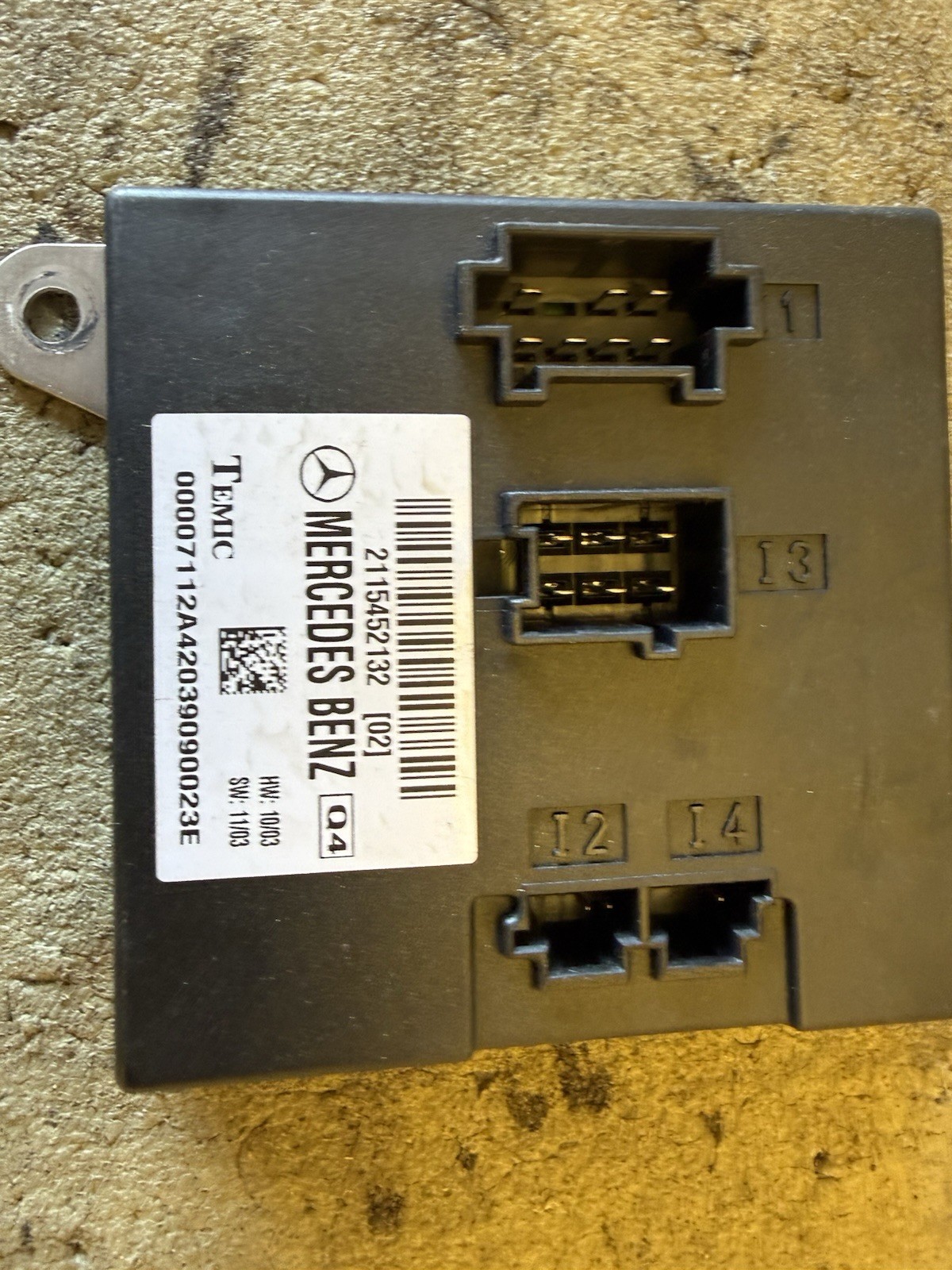 03-09 Mercedes W211 E320 BCM Body Control Module Unit 2115452132 Oem