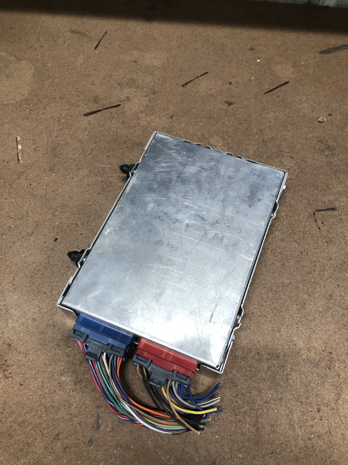1995 GMC Chevy Pickup Engine Control Module ECM Computer 16197427 BNKM Plugs