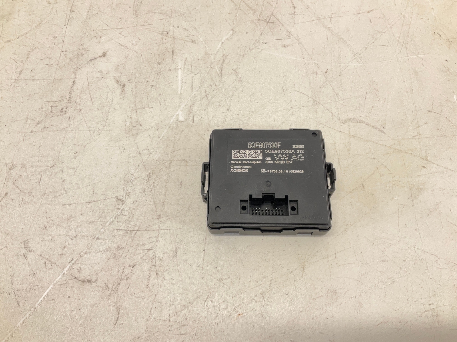 17-17 AUDI A3 Interface Gateway Control Module 5QE-907-530-F OEM CM