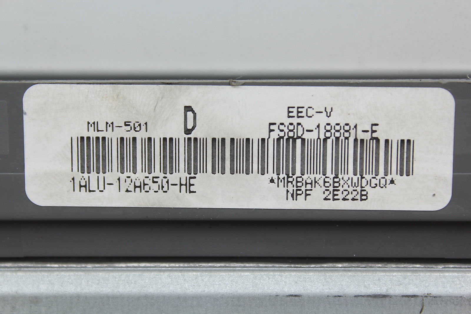 01 02 MAZDA 626 FS8D-18881-E COMPUTER BRAIN ENGINE CONTROL ECU ECM MODULE L2044