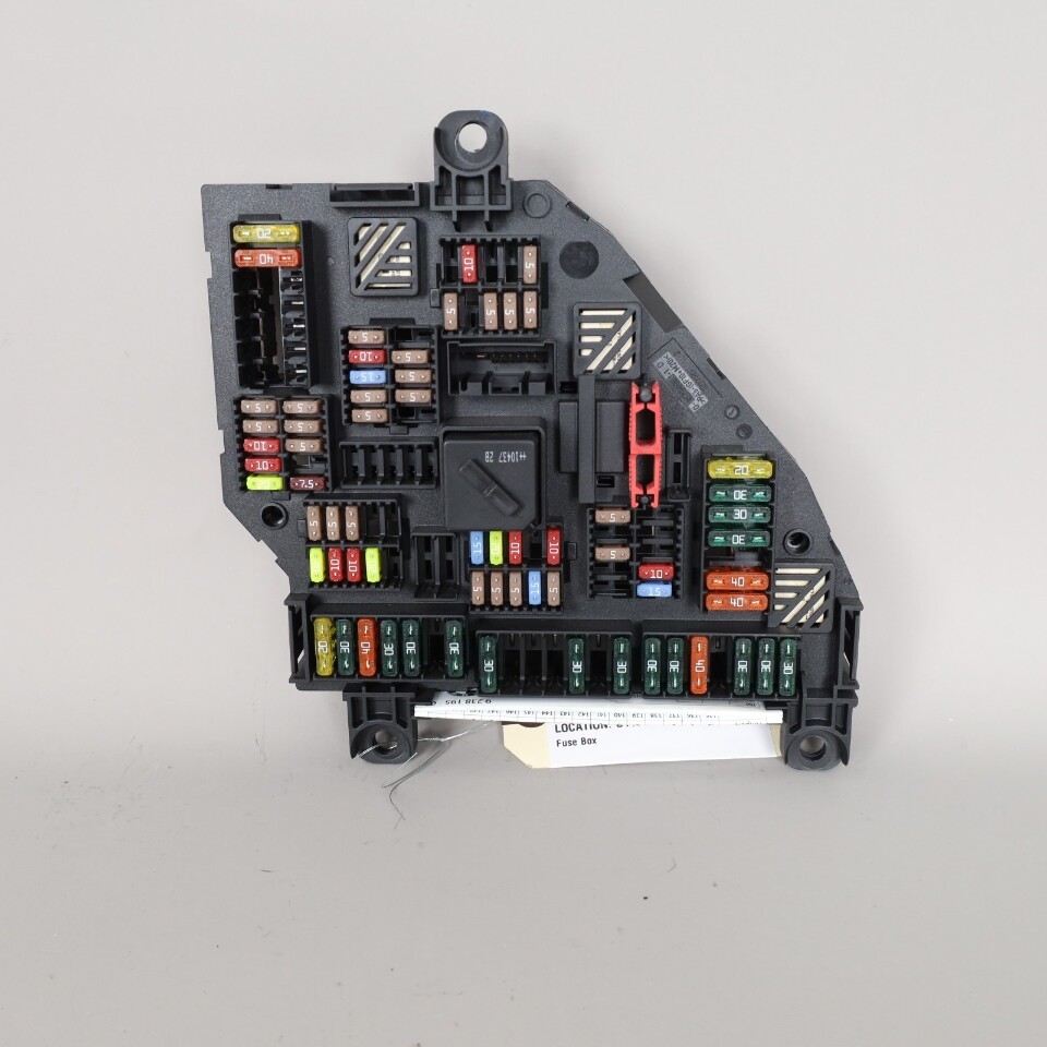 2011 BMW 528i 535i 550i Rear Fuse Relay Junction Box 61149234423 OEM