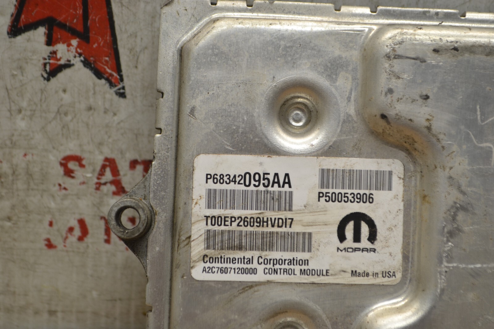 2017-18 Jeep Compass Engine Control Unit ECU P68342095AA Module 35-2E7