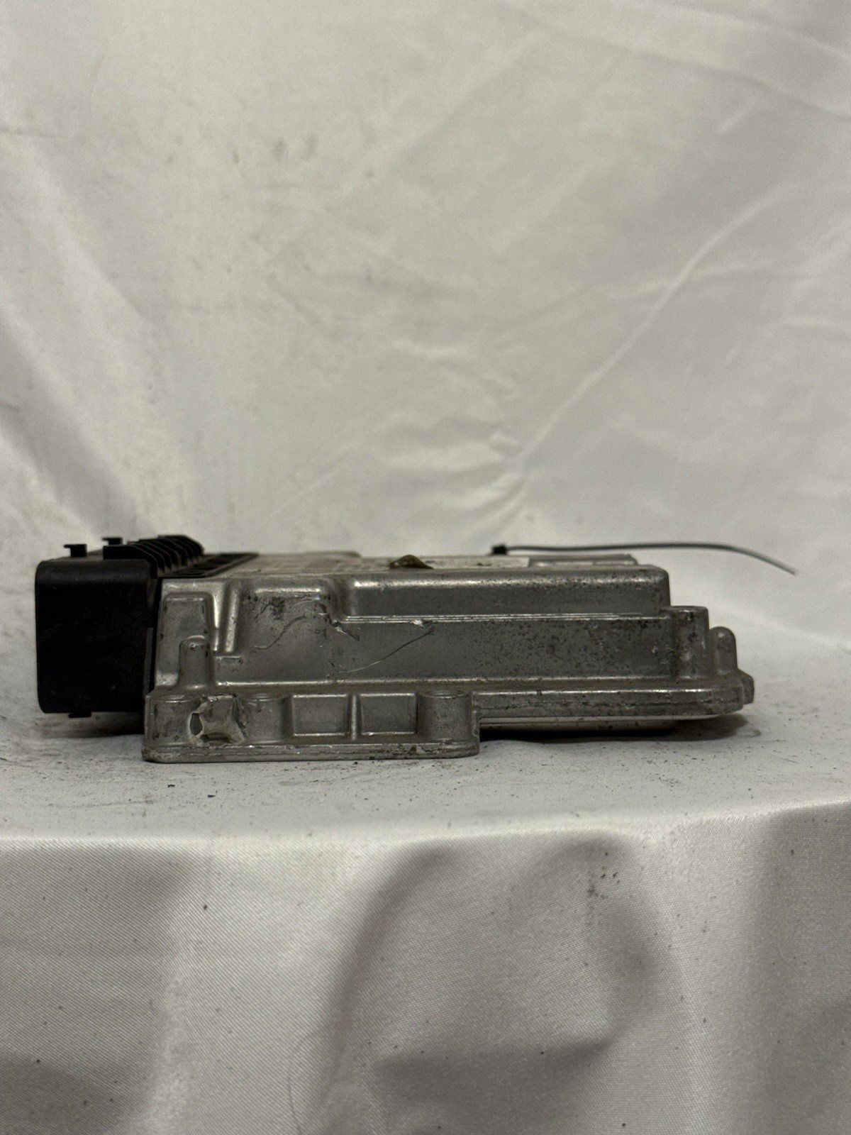 MINI 2007–2010 Cooper Engine Control Module 7586136 Bosch 0261S04364 OEM