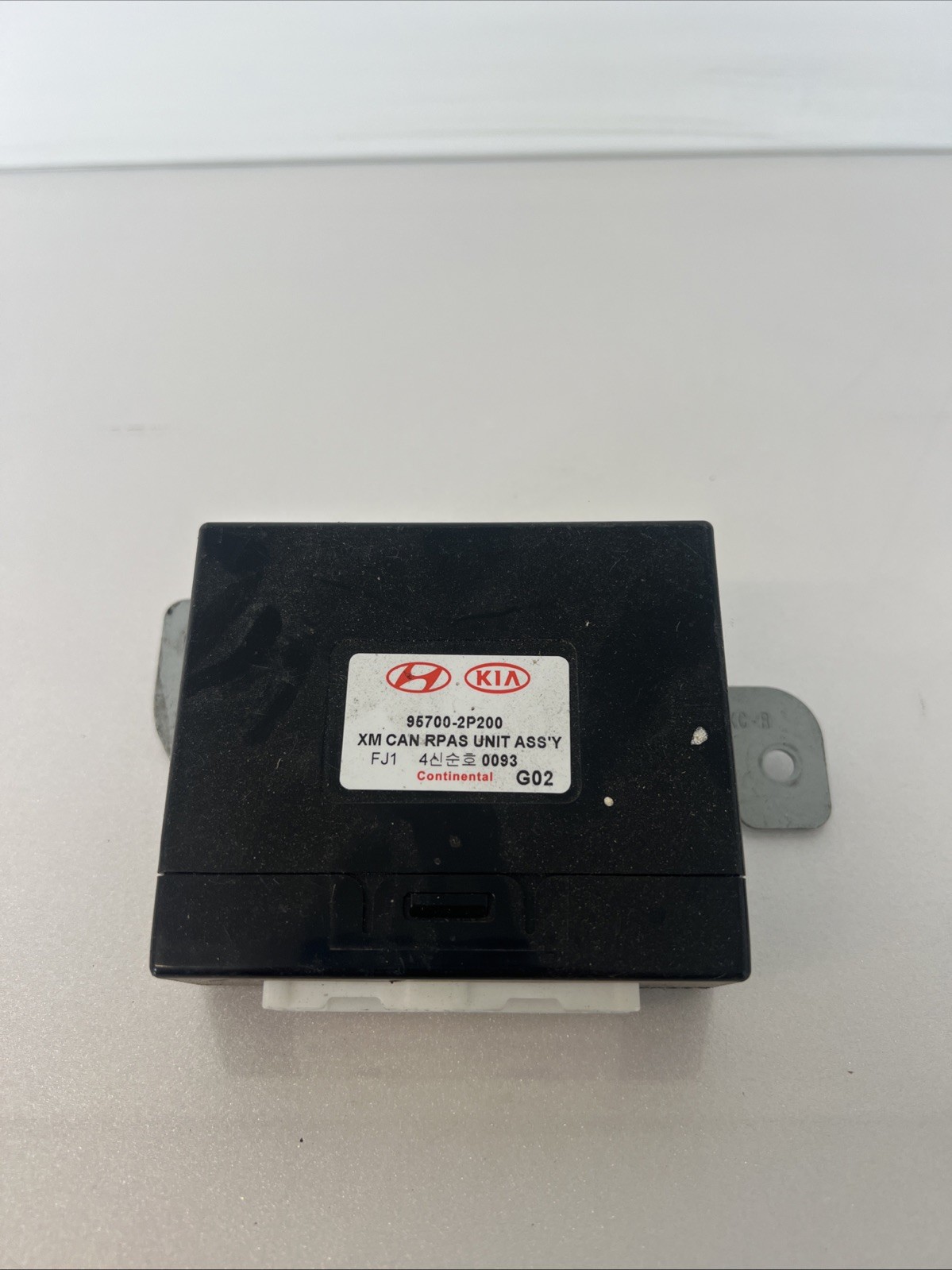 KIA SORENTO PDC PARKING SENSOR CONTROL UNIT ECU 95700-2P200 MK2 2010 – 2014