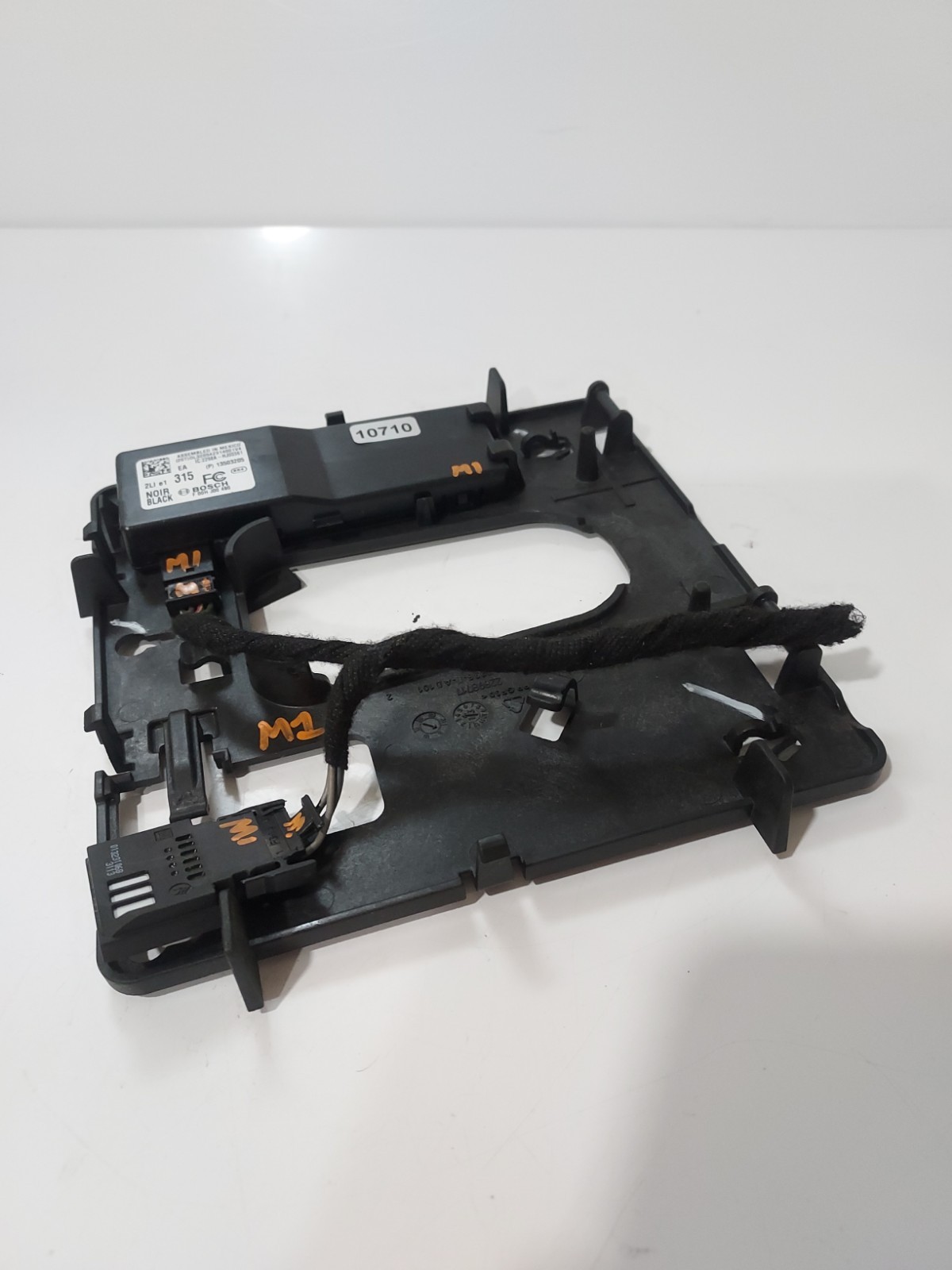10-17 GMC TERRAIN FRONT KEYLESS ENTRY LOCKING RECEIVER CONTROL MODULE 13503205