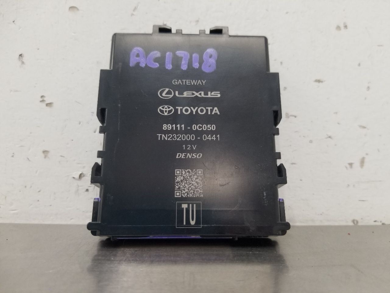 23 TOYOTA TUNDRA NETWORK GATEWAY MODULE 891110C050