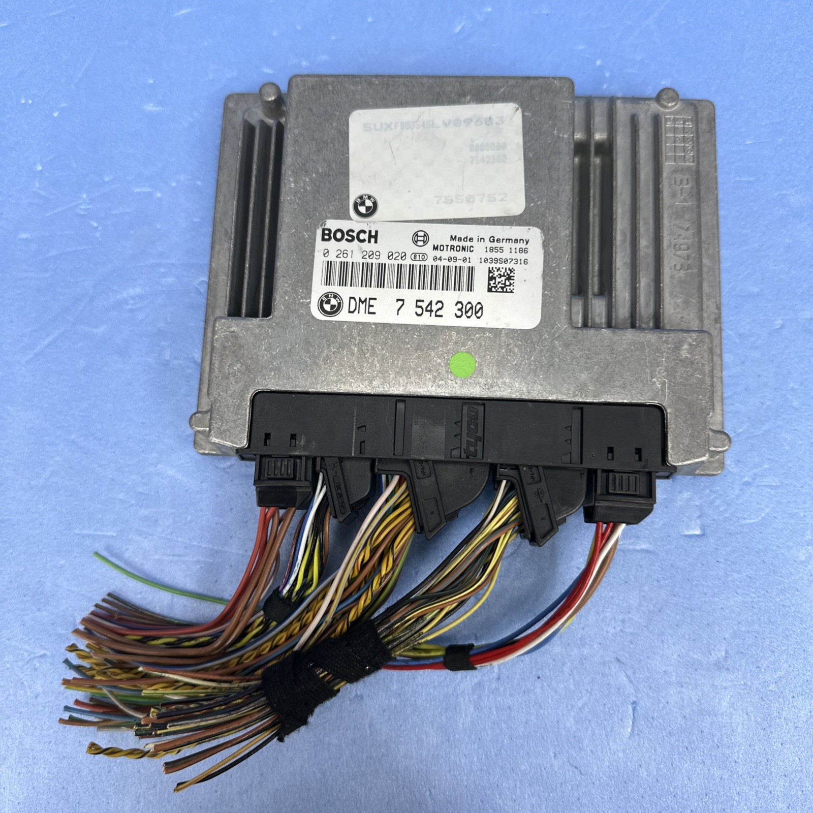 OEM 2002 – 2005 BMW 545i 645i 745i X5 Engine Computer N62 ECU ECM DME 7542300